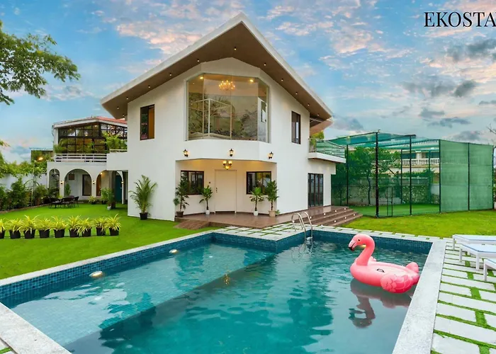 Ekostay - 8Bhk La Flamingo Villa With Private Turf